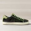 Women P448 Low Tops | John Kiwi